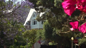 This weekend’s episode of “Beautiful Homes & Great Estates” goes behind the scenes of American Crooner Michael Feinstein’s Glendower Estate with the help of Brokers Tom Postilio & Mickey Conlon. 🏡🎶🏡 Michael Feinstein Tom Postilio & Mickey Conlon | MyDestination.tv