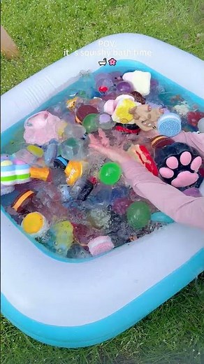 FUFUSQUISHY ASMR Cleaning