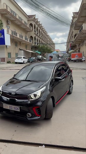 ហេងៗ បង🙏 ថ្ងៃអ៊ុំទូក Kia Morning 2017 Full Options GT Line 086 877 567 | VisalSak Morning Car168