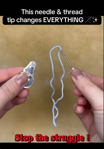 Sewers, this will save you sooo much frustration 🤩🪡 Tiny needle & thread hack that changes everything! @Wibra Nederland #sewinghack #craft #DIYHack #sewingtutorial #wibra