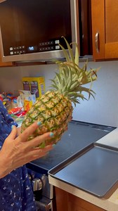 Cooking with Pam Davidson is trying out her new Dole pineapple knife. It doesn’t go exactly as planned 😆 but it all tastes the same! We’re going to enjoy this fresh Hawaiian pineapple!🍍 | Coastal Living with Lindsey