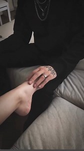 ROMANTIC CUDDLES on Instagram: "👀❤‍🔥 @cuddless.__ 🖤"