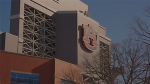 Behind the Curtain at Auburn University - Bassmaster