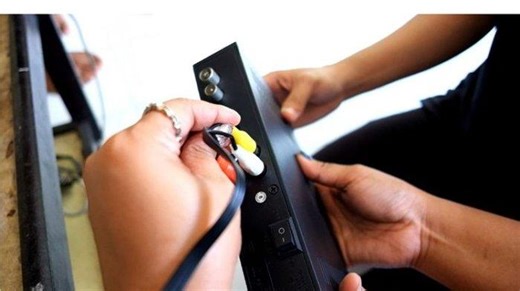 Lengkap Daftar STB Rekomendasi Kominfo dan Harga, Cara Memasang STB ke TV Tabung - Tribunkaltim.co