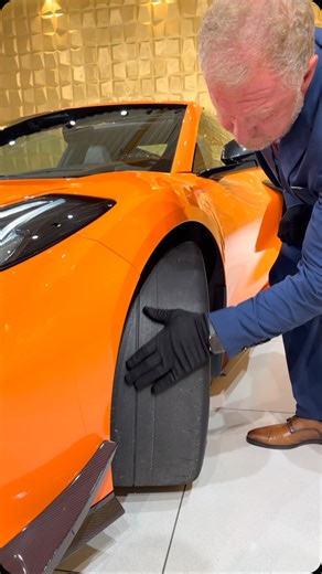 𝑪𝒐𝒓𝒗𝒆𝒕𝒕𝒆 𝒁𝟎𝟔 𝒘𝒊𝒕𝒉 𝒂 𝑩𝒊𝒈 𝑾𝒊𝒏𝒈 #corvette #z06 #cars #sportcar #4k | Hollmann