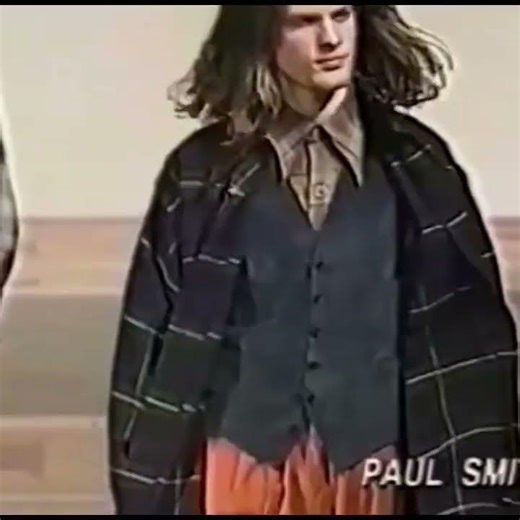 90's male model #AteshSalih for Paul Smith #runwaymodel