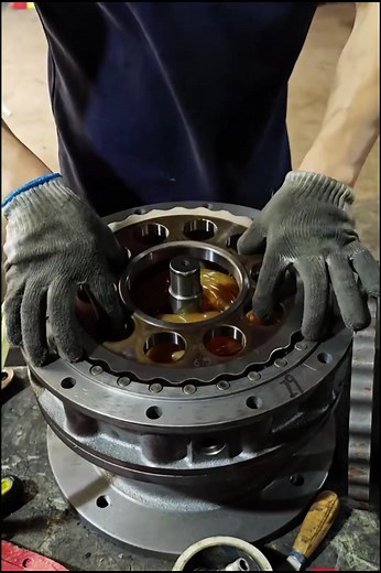 73K views · 110 reactions | Industrial Gearbox Assembly With Grease Application #GearboxAssembly #MechanicalWork #Industr | Gujjar | Facebook