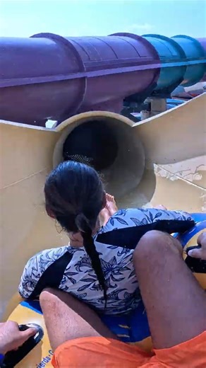 Slither’s Slide (Yellow Tube) | Yas Waterworld Abu Dhabi UAE | POV