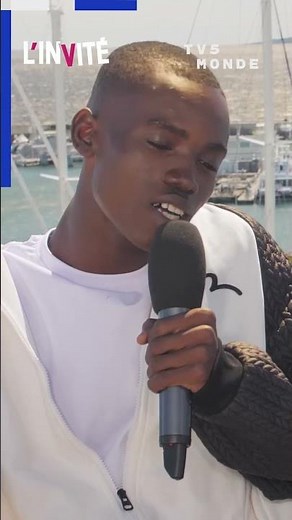 🎶 Rafiki Fariala et Bradley Fiomona Bangui interprètent la chanson de « Congo Boy »