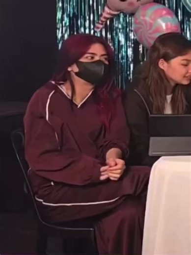 🌸: Panis ung mga Pogi..pogi Kapwa members mo na naglagay ng BGS! Capt. Boss Babe @MIKHA LIM. 💯🦊❤️‍🔥✨🤦‍♂️ ✂️📽©BINI Official/Weverse Update BINI WEVERSE TAKEOVER #BINIonWeverse #BINIWeverseFirstLIVE