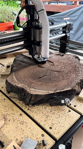 I love my cnc machine ❤️ The Onefinity Elite Foreman with Redline Spindle and Masso Controller is a 4x4 beast 💪🏼 Flattening slabs like this walnut slab is only the most basic function of this robot employee 🫡 @Onefinity CNC @Redline CNC