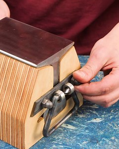 Awesome DIY Anvil Made Using Railway Tracks! | Crafty Panda