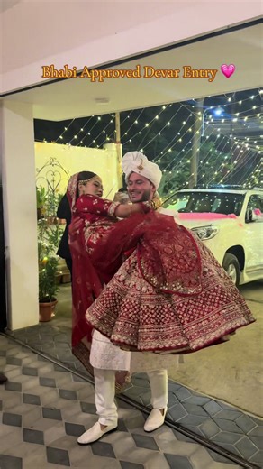 Groom Uthaaye Dulhan: Swag Entry Moments
