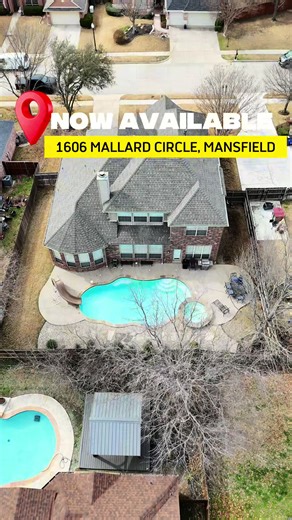 ✨ See 👀 1606 Mallard Circle in Mansfield ✨ This spacious 4 bed/3.5 bed with over 3,100 sq ft delivers the layout everyone is looking for 🏡 🛋️ Multiple living areas 🍽️ Multiple dining spaces 🌴 Backyard with a sparkling pool 📍 Great location close to everything you need If you’ve been waiting for space, functionality, and a backyard that feels like a retreat — this is it! 📲Call or text @pamhudson.peakpointhomes for more details today (817) 291-1420