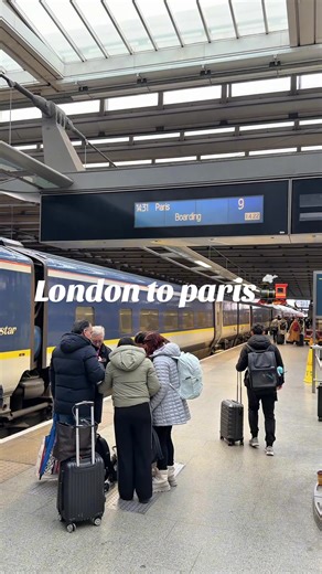 تجربة قطار eurostar من لندن الى باريس 🚂 انصحكم تروحون قبل الرحلة بساعتين لانه بالعادة تكون زحمة جداً والاجرائات شوي طويلة ! محطة لندن St Pancras 🚂 محطة باريس Gare du nord 🚂 - - - - - - - - #باريس#لندن#london#paris#eurostar