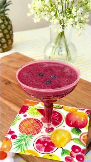 Dog-friendly cocktails - Paw-Star Martini | Dogs Trust