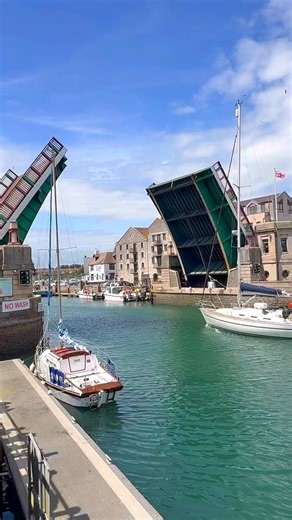 Weymouth Bridge , Dorset #weymouth #weymouthbridge #weymouthharbour #dorset #sailing #travelphotography #travel #harbour #england | The Placei'vebeen