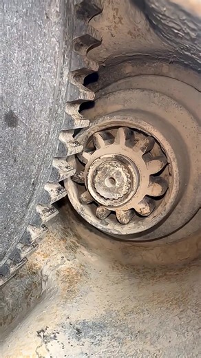 70K views · 414 reactions | #truck #Engine #gear #box #self #run #test #new | Naseem Mailk | Facebook