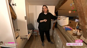 118K views · 677 reactions | #FamillesNombreuses  Entre le Concept Store et les enfants, difficile pour Audrey de s'occuper du ménage ! 粒 Pour remédier à ça, c'est toute la famille qui s'activait pour faire briller les sols ! Regardez ⤵ | Familles Nombreuses : la vie en XXL | Facebook