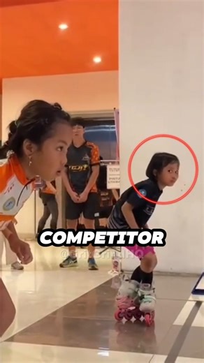 She Scared Her Competitor! 😳 | Insane Skiing Ski Race
