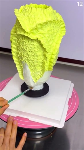 A technique for using mustard greens as cake decorations made from cream—so detailed! #shorts #cake