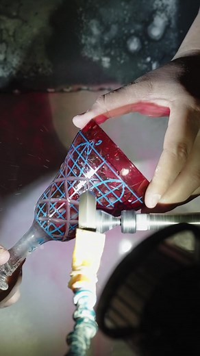 TRANSMISSION Baccarat artisan, cutter Anthony Gérard, Meilleur Ouvrier de France, shared his unique know-how on the occasion of the Journées Européennes des Métiers d'Art in the Maison Baccarat, Paris. Video @Mark Elliar / @Francois-Xavier Watine #BaccaratSavoirFaire #SavoirFaire
