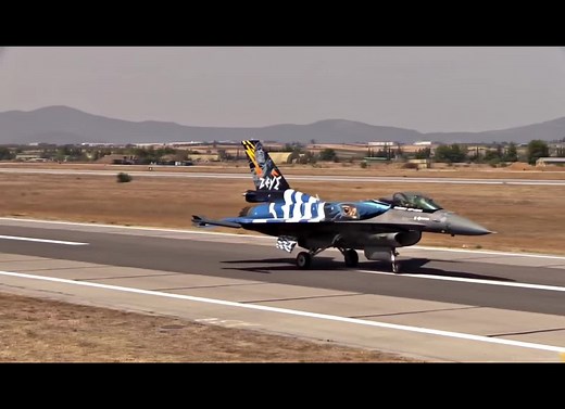 Greek Air Force: F16 vs Rafale Comparison