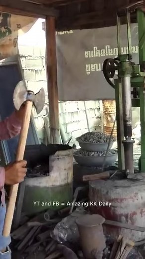 8.8K views · 108 reactions | Forging a double bladed tomahawk from round steel bar #blacksmith #metalworks | METAL WORKS | Facebook