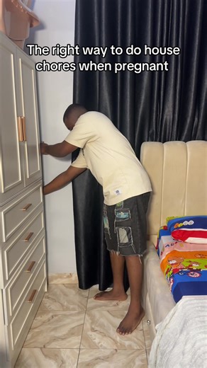 The correct way to do house chores when pregnant #pregnant #pregnantwife #housechores #pregnancytiktok #thesheddys
