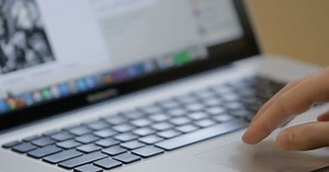 How you can spot fake political news on social media