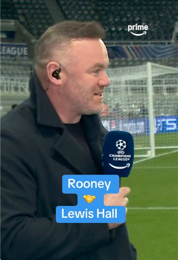 Rooney supports the bravery of Newcastle towards the end of the game 🤜🤛 #championsleague #ucl #newcastle