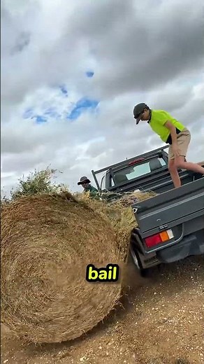 This Hay Bale Trick Saves Hours #EfficientFarming #AgriTech