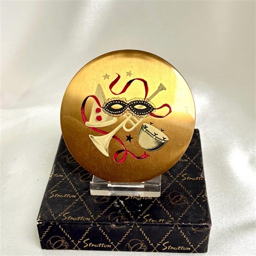 Stratton Masquerade Powder Compact. Night on the Town Series. 1950s. Vintage - Etsy
