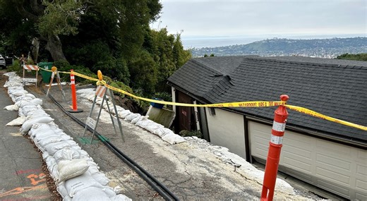 Recent landslide leads to lane closure along Las Alturas Road by red-tagged home | News Channel 3-12