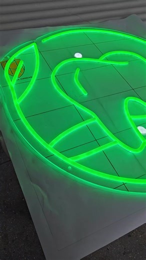 Our custom shop LED flex neon signs combine modern LED technology with the iconic glow of traditional neon, delivering vibrant illumination, energy efficiency, and complete design freedom. Each sign is handcrafted to your specifications, making it the perfect statement piece for businesses, events, and personal spaces. ✨ WhatsApp: 1(646) 418-9907 ✨ Email: heidi@sunsignad.com #customsign #ledsign #barsigns #Illuminatedsign #neonletters ledneonsignage neonsign uvprinting shopsign flexneon restaura