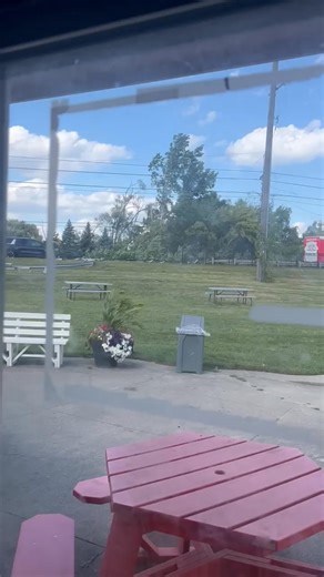 Budweiser truck crash’s into railing in front of World Finest Frozen Custard on 23 mile Rd Chesterfield Mi, No injuries | Macomb County Scanner