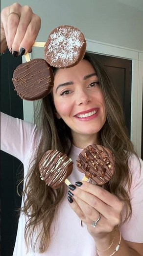 Chocolate Covered Apple Slices Recipe | Simple and Delish by Canan