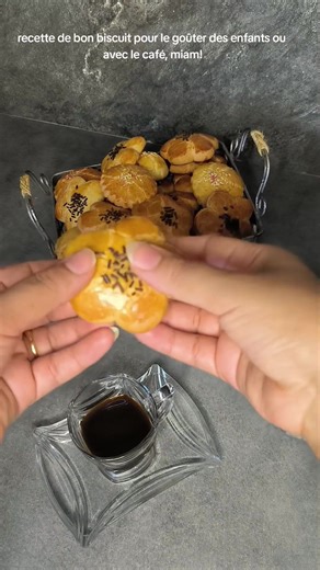 Recette de Biscuits Simple et Délicieux - Pâtisserie Algérienne