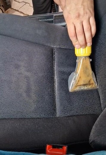 How To Super Clean Cloth and Leather Seats