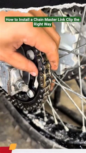 How to Install a Chain Master Link Clip the Right Way #shorts #mechanic