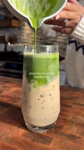Kim Morales on Instagram: "Cracking open a new tin of matcha from @offshorecoffeeco 🤭 so of course I’m using my gingerbread tea infused milk along with some of my sugar cookie syrup for a gingerbread cookie vibe Matcha: 3g matcha 30ml of hot water Assemble: To your glass add ice Add about 1tbsp syrup Add 10oz of tea infused milk Add your matcha & enjoy! 🫶🏼 #icedmatchalatte #icedmatcha"