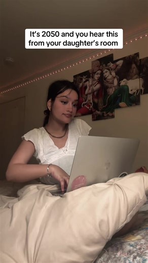 Rushma 🥀 (@itsrushma)’s video of what will music sound like in 2050