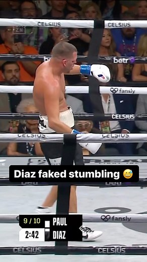 ESPN Ringside on Instagram: "Nate stayed trolling Jake in the last rounds of the fight 😅 #PaulDiaz"