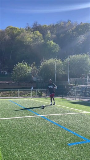 Victor Osimen adore mes passe ￼