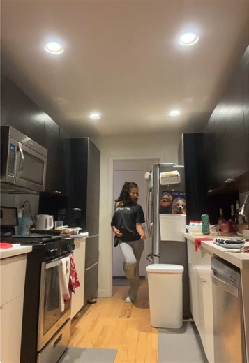 Forced to be born in the 2000’s, meant to be born in the 80’s #michaeljackson