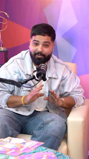 Spotlight Podcast Studio on Instagram: "Lors du podcast à @cosmeticaalgeria @bendahou_hichem échange avec l’animatrice et journaliste @belkisse.turqui.official sur l’importance des soins de la barbe, au même titre que les cheveux, et sur le lien fort qu’il entretient avec sa communauté."