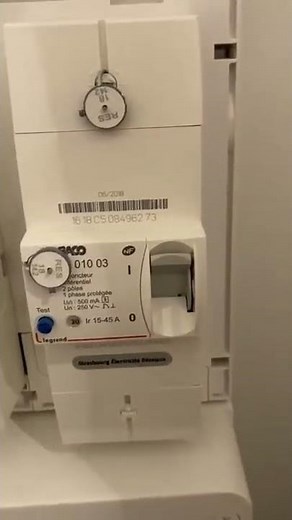 Couper le courant dans sa maison - Électricité