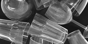 The right way to remove water stains from glasses