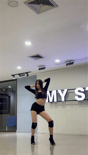 High Heels Dance Tutorial by Teacher Mini