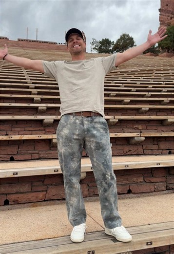 See you soon @Red Rocks Amphitheatre… let’s party. #dustinlynch #countrymusic #redrocks